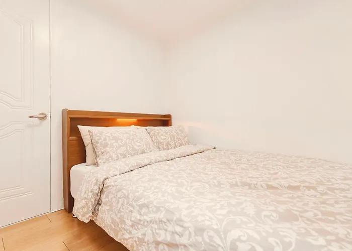 Villa Heistay-30sec From Hongdae Subwaystop-elevator *