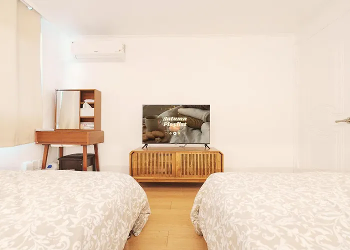 Heistay-30sec From Hongdae Subwaystop-elevator Villa