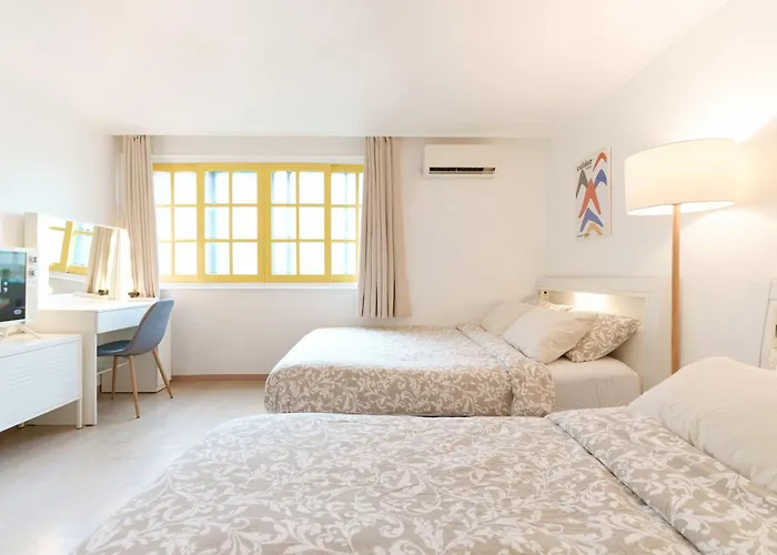 Heistay-30sec From Hongdae Subwaystop-elevator Villa Seoul