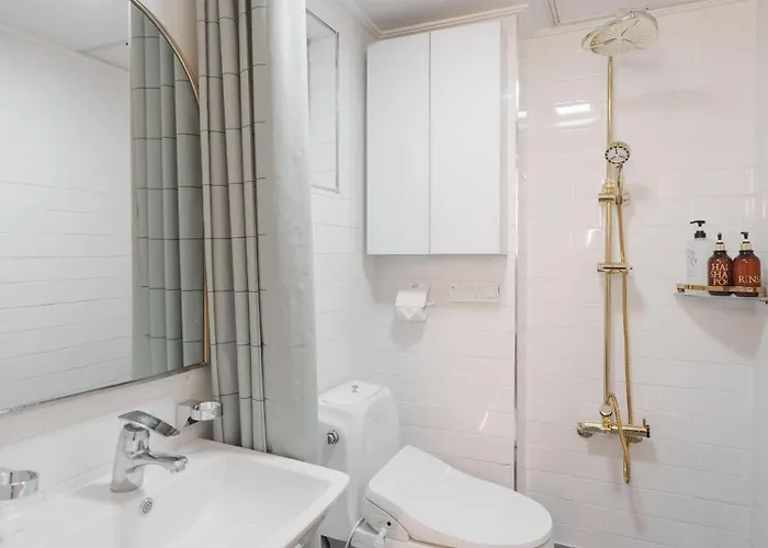 Heistay-30sec From Hongdae Subwaystop-elevator Villa