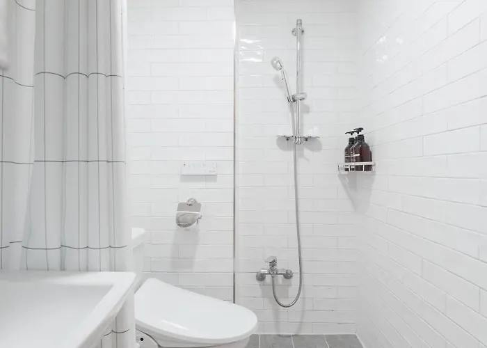Villa Heistay-30sec From Hongdae Subwaystop-elevator Seoel